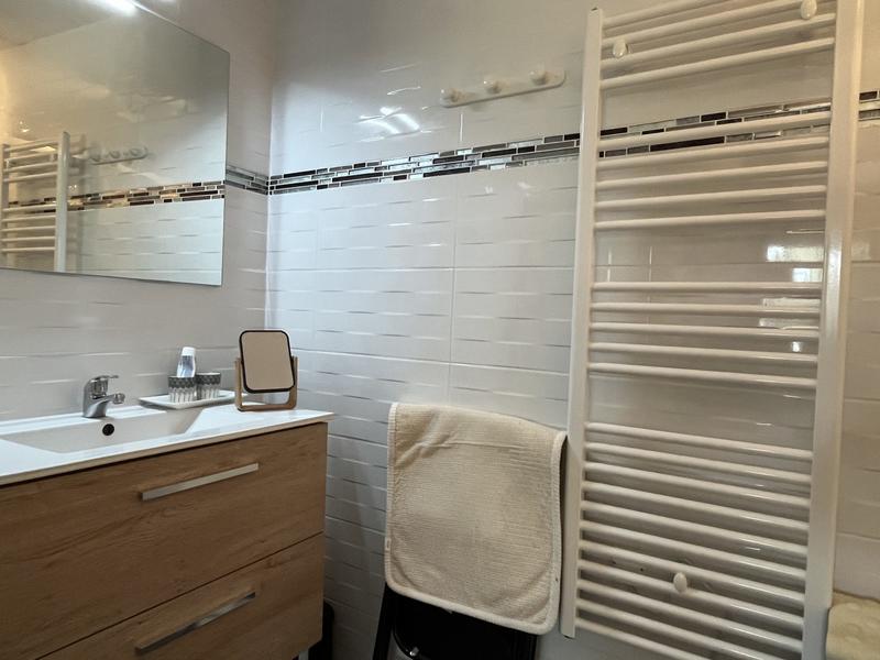 Maison traditionnelle - 264 m² - 10 pièces