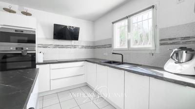 Maison - 104 m² - 5 pièces