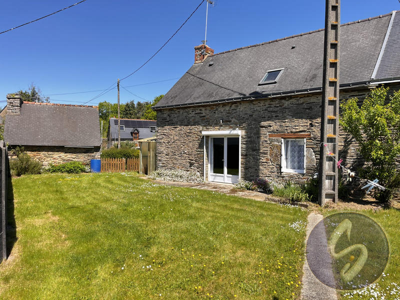 Maison traditionnelle - 82 m² - 4 pièces