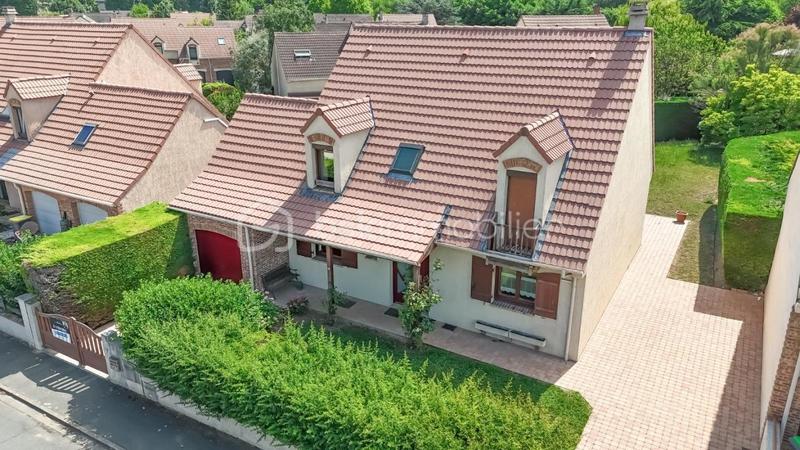 Maison - 135 m² - 7 pièces