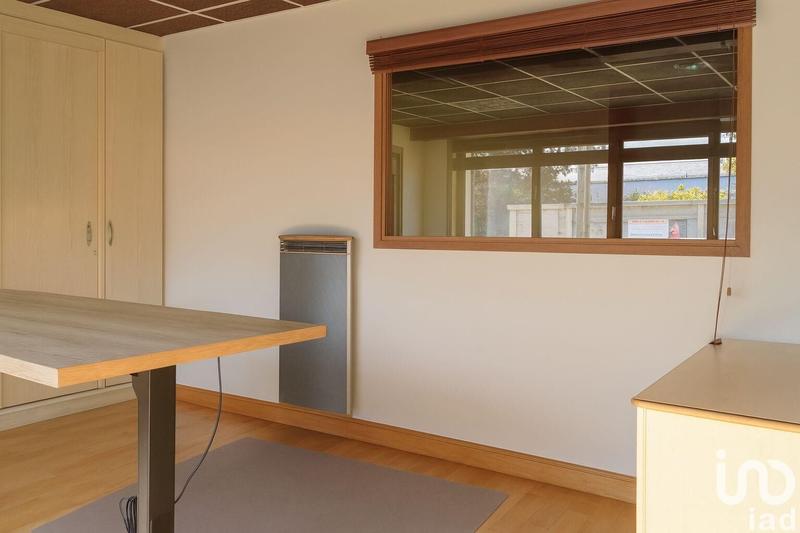 Local commercial - 978 m²