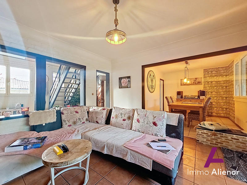 Maison - 140 m² - 6 pièces