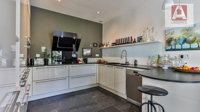 Maison - 162 m² - 5 pièces