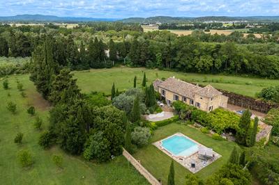 Maison - 345 m² - 8 pièces