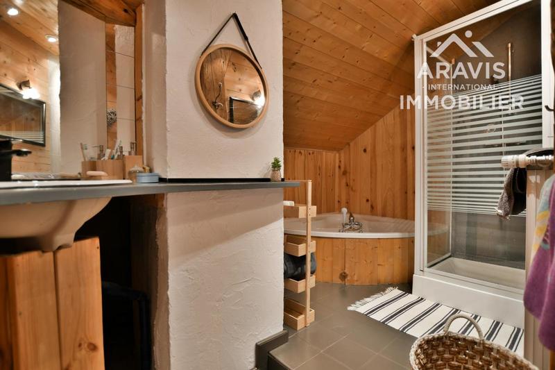 Maison de village - 111 m² - 6 pièces