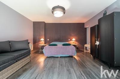 Maison - 437 m² - 8 pièces