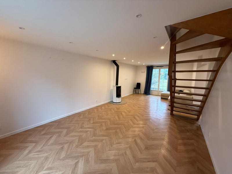 Maison - 160 m² - 9 pièces