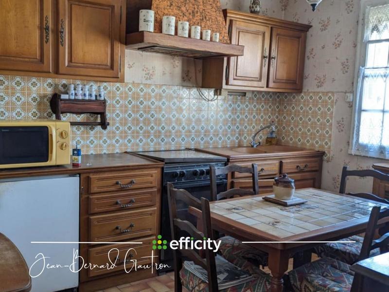 Maison - 95 m² - 5 pièces