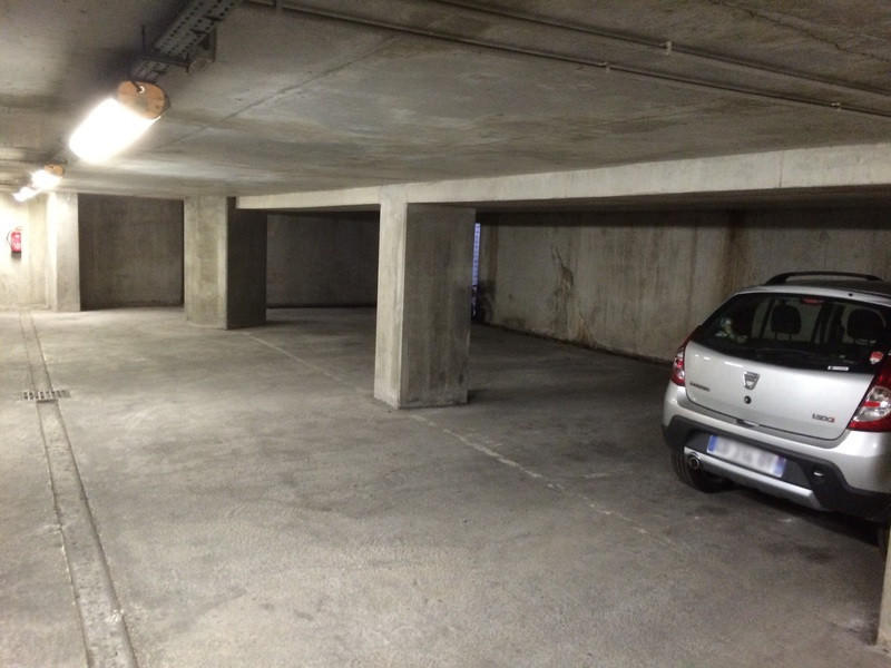 Parking - 10 m²