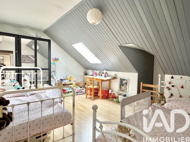 Maison - 189 m² - 8 pièces