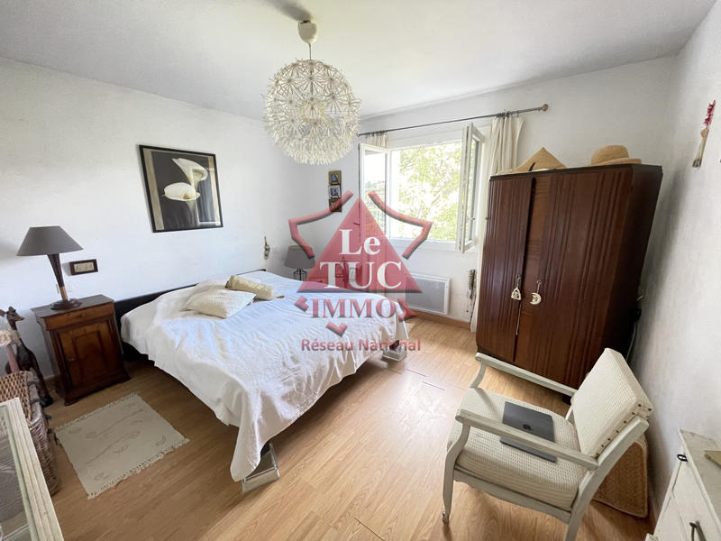 Villa - 180 m² - 8 pièces