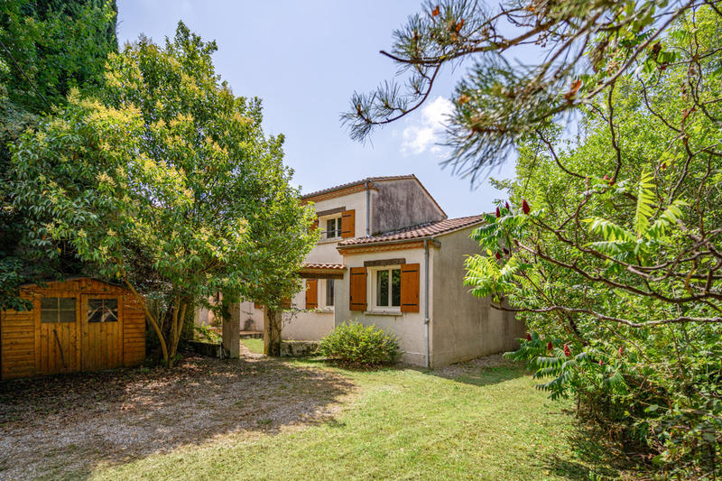 Maison - 190 m² - 10 pièces