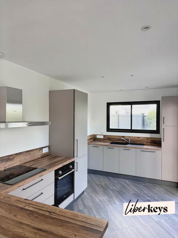 Maison - 123 m² - 6 pièces