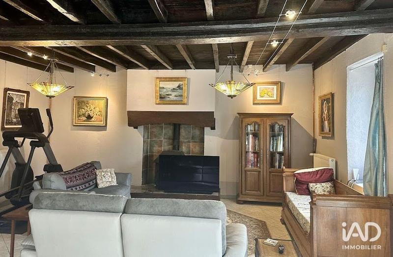 Maison - 222 m² - 7 pièces