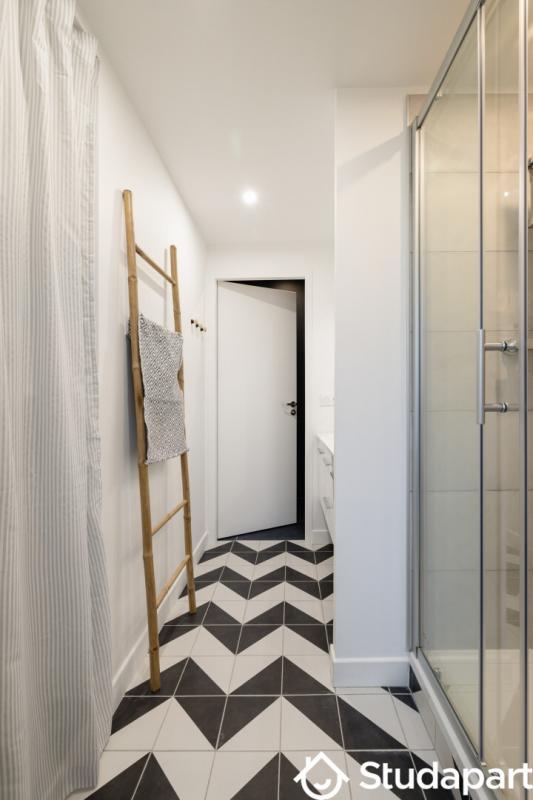 Chambre - 9 m² - 1 pièce