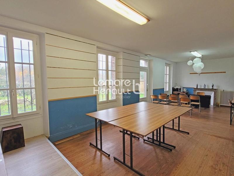 Maison - 150 m² - 8 pièces