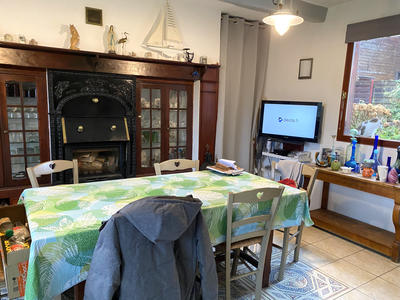 Maison - 183 m² - 8 pièces