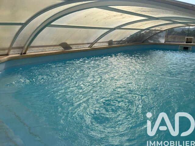 Maison - 155 m² - 9 pièces