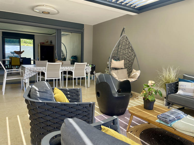 Maison - 180 m² - 7 pièces