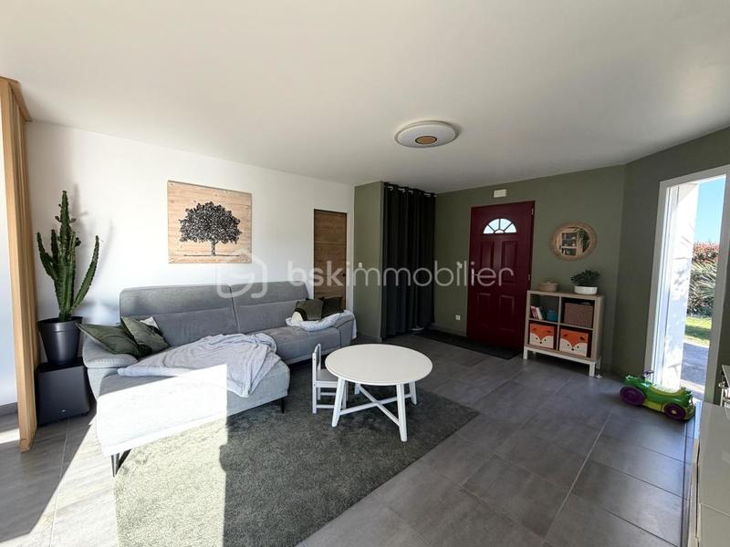 Maison - 97 m² - 6 pièces