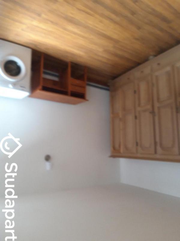 Chambre - 15 m² - 1 pièce