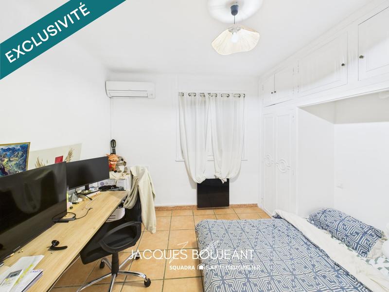 Maison - 230 m² - 9 pièces