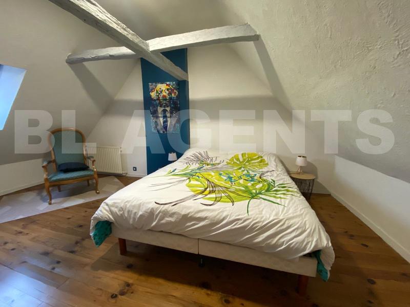 Maison traditionnelle - 138 m² - 6 pièces