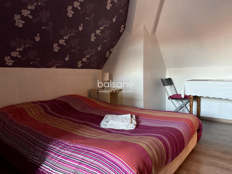 Loft - 242 m² - 6 pièces