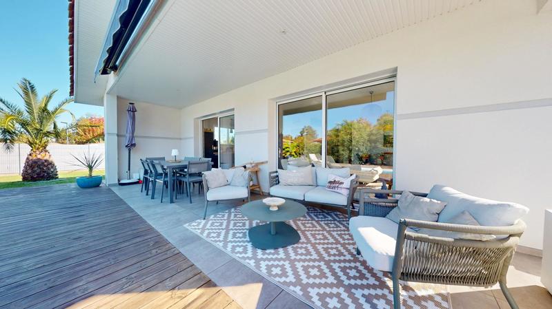 Maison - 110 m² - 6 pièces