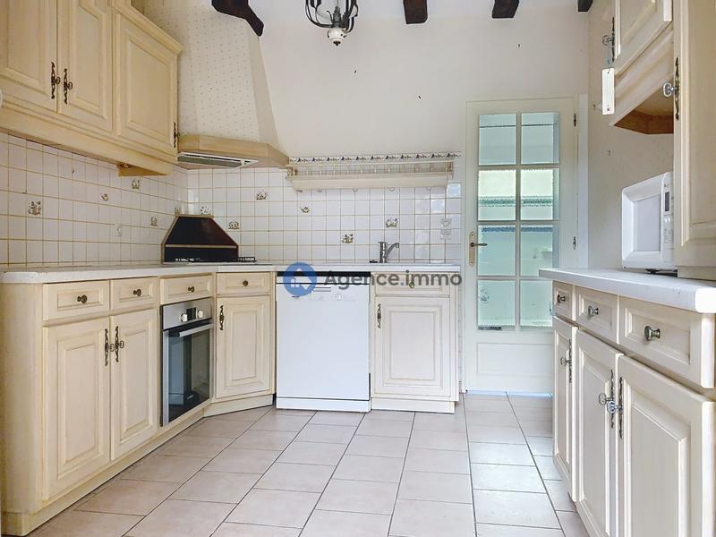 Maison - 207 m² - 6 pièces