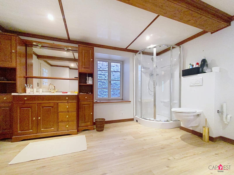 Maison - 102 m² - 4 pièces