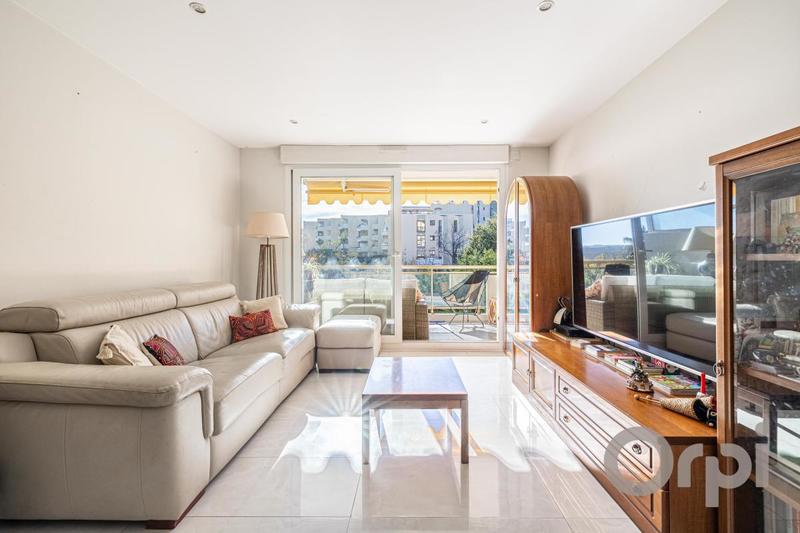 Appartement - 67 m² - 3 pièces