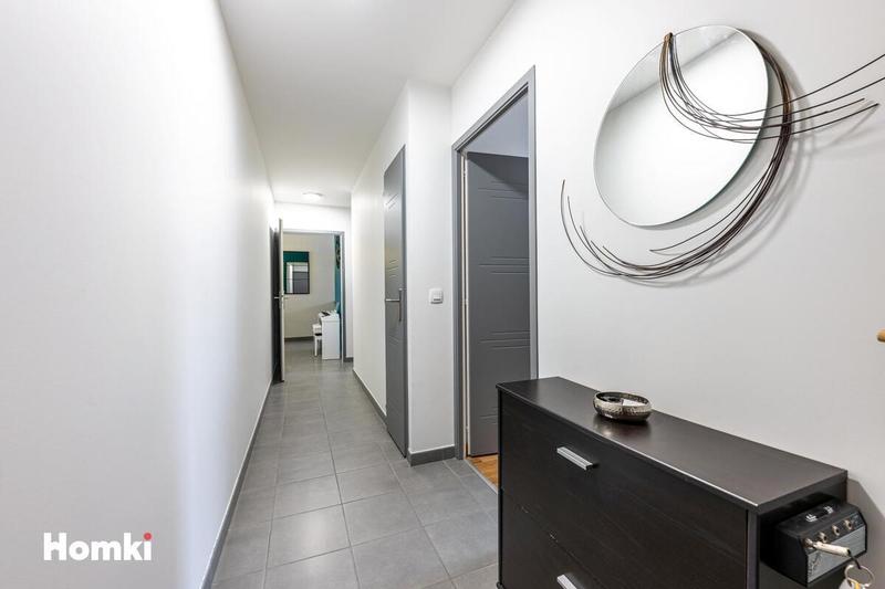 Appartement - 94 m² - 4 pièces