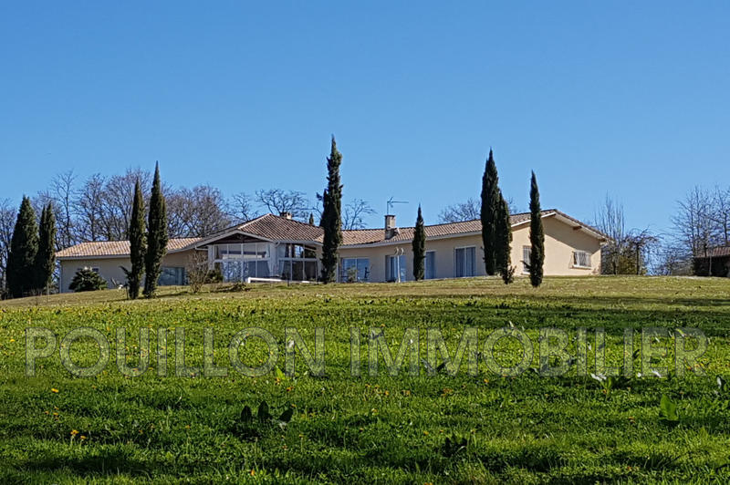 Maison contemporaine - 230 m² - 7 pièces