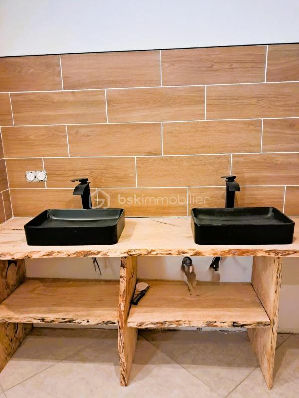 Maison ancienne - 180 m² - 11 pièces