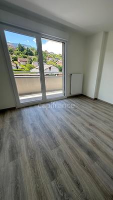Appartement - 84 m² - 4 pièces