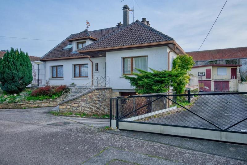 Maison - 175 m² - 9 pièces