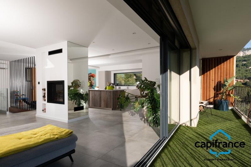 Maison - 172 m² - 7 pièces