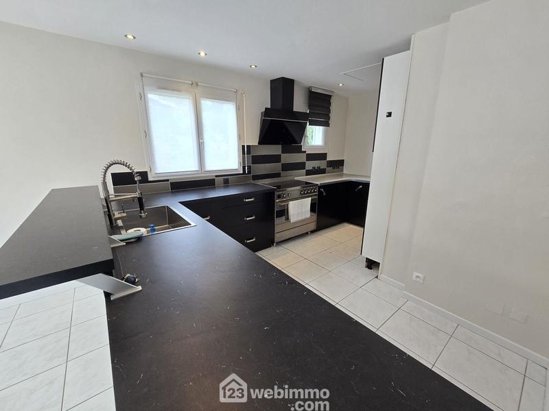 Maison - 105 m² - 4 pièces