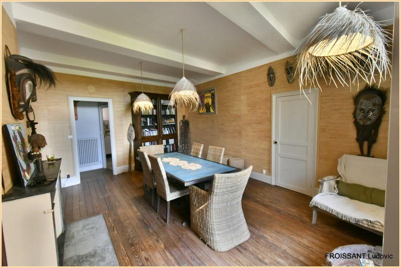 Appartement - 163 m² - 7 pièces