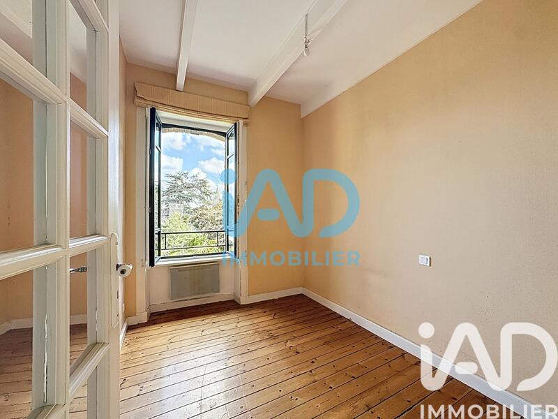 Maison - 90 m² - 7 pièces