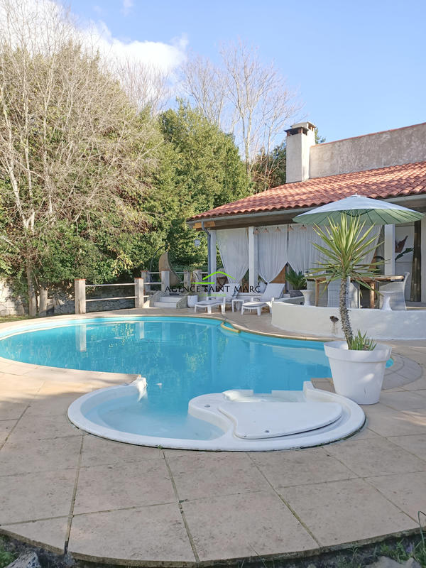 Maison - 115 m² - 5 pièces