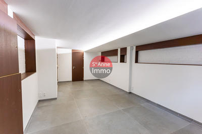 Maison - 197 m² - 7 pièces