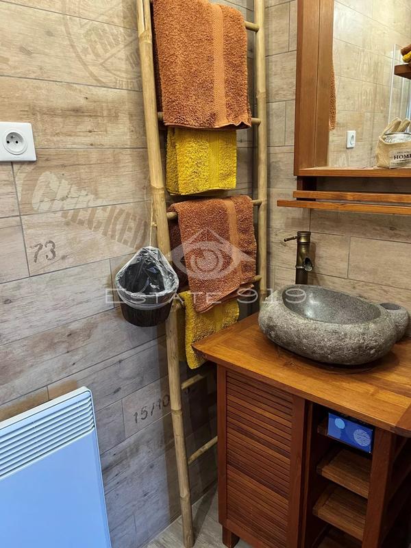 Villa - 183 m² - 6 pièces