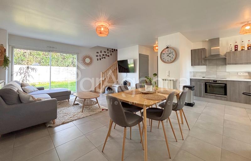 Maison - 86 m² - 4 pièces