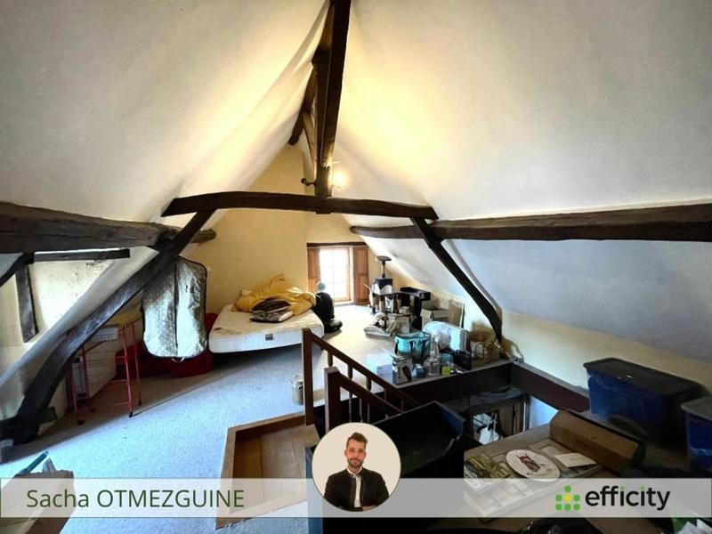 Maison - 240 m² - 7 pièces