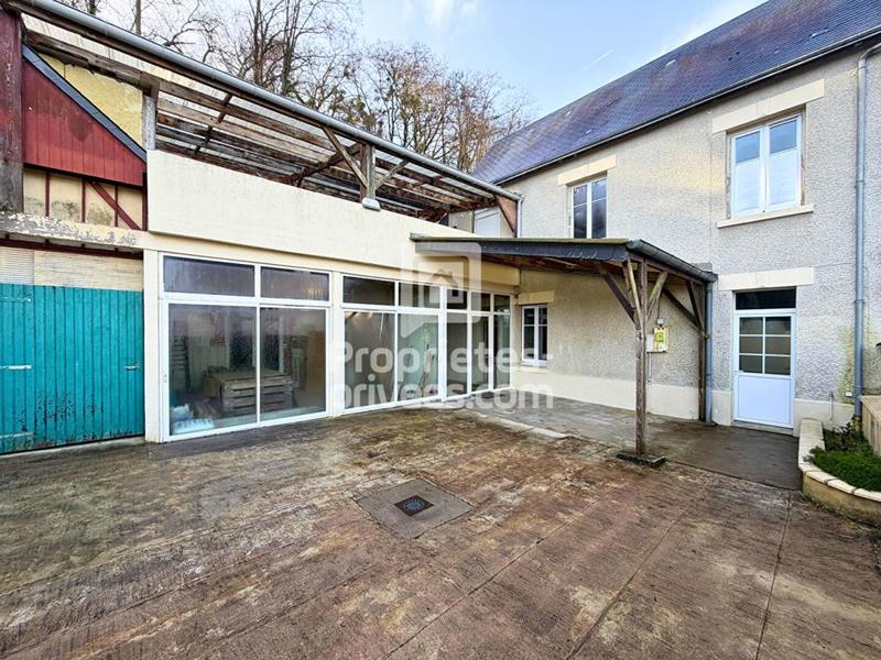 Maison - 262 m² - 11 pièces