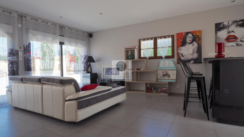 Maison - 179 m² - 7 pièces