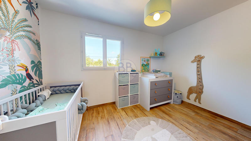 Villa - 90 m² - 4 pièces