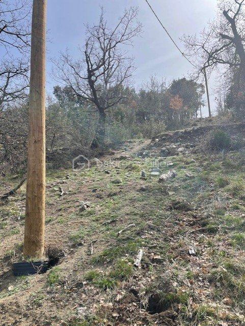 Terrain agricole - 4 607 m²